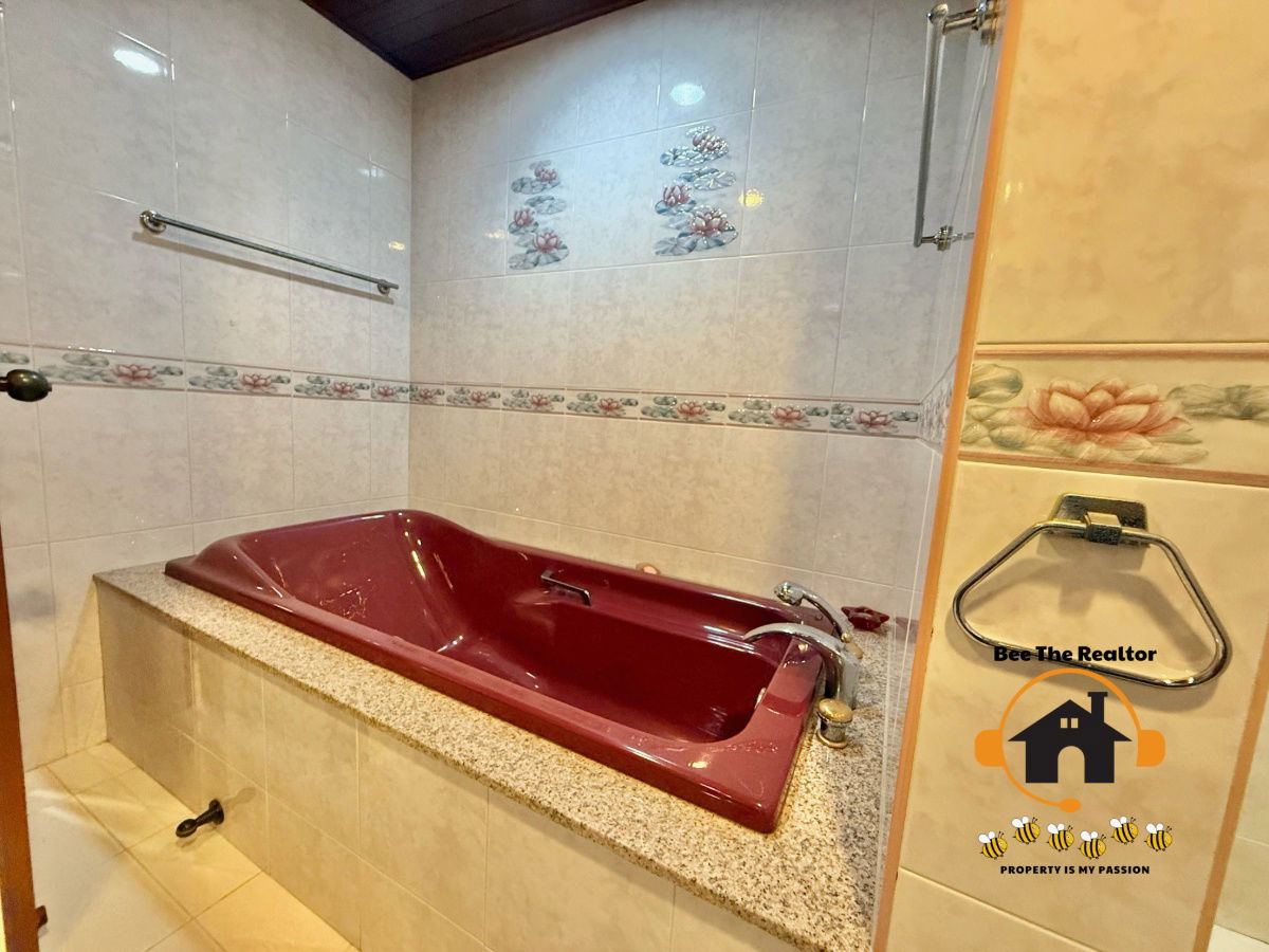 picture House  for Sale at Pheonix Golf & Country Club, Pattaya - 39/41