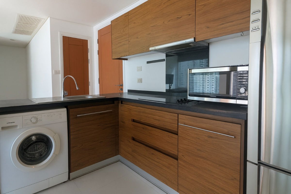 picture 2-bedroom spacious condo for sale close to BTS Asoke - 6/14