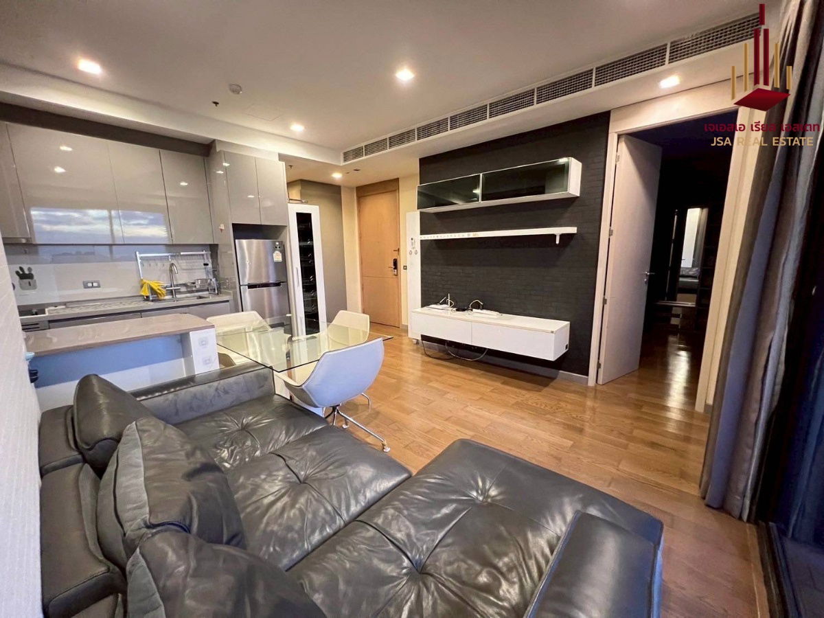 picture ✨ For Sale: M Phayathai Condo ✨    💰 Only 11,500,000 THB - 2/6
