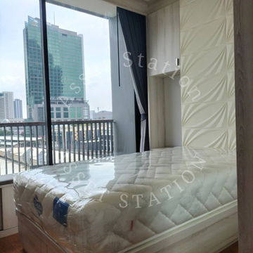 🔥✨ Urgent! NOBLE REVO SILOM Condo, fully furnished, ready to move in immediately 🚆✨