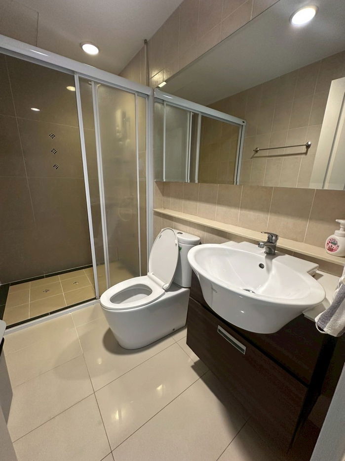 picture House for rent in the middle of the city, Sathorn-Taksin 2, near BTS Wutthakat, 35,000 baht, property code: RS1803 - 18/19