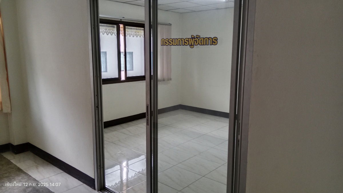 picture Medium building four floor near MAYA  - 26/50