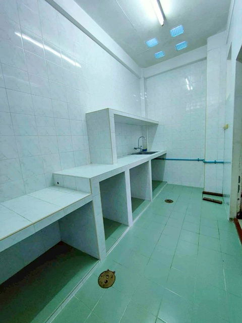 picture Borommaratchachonnani Road. Phutthamonthon Sai 3 3.5-story townhouse for rent newly renovated 22sq.w - 5/8