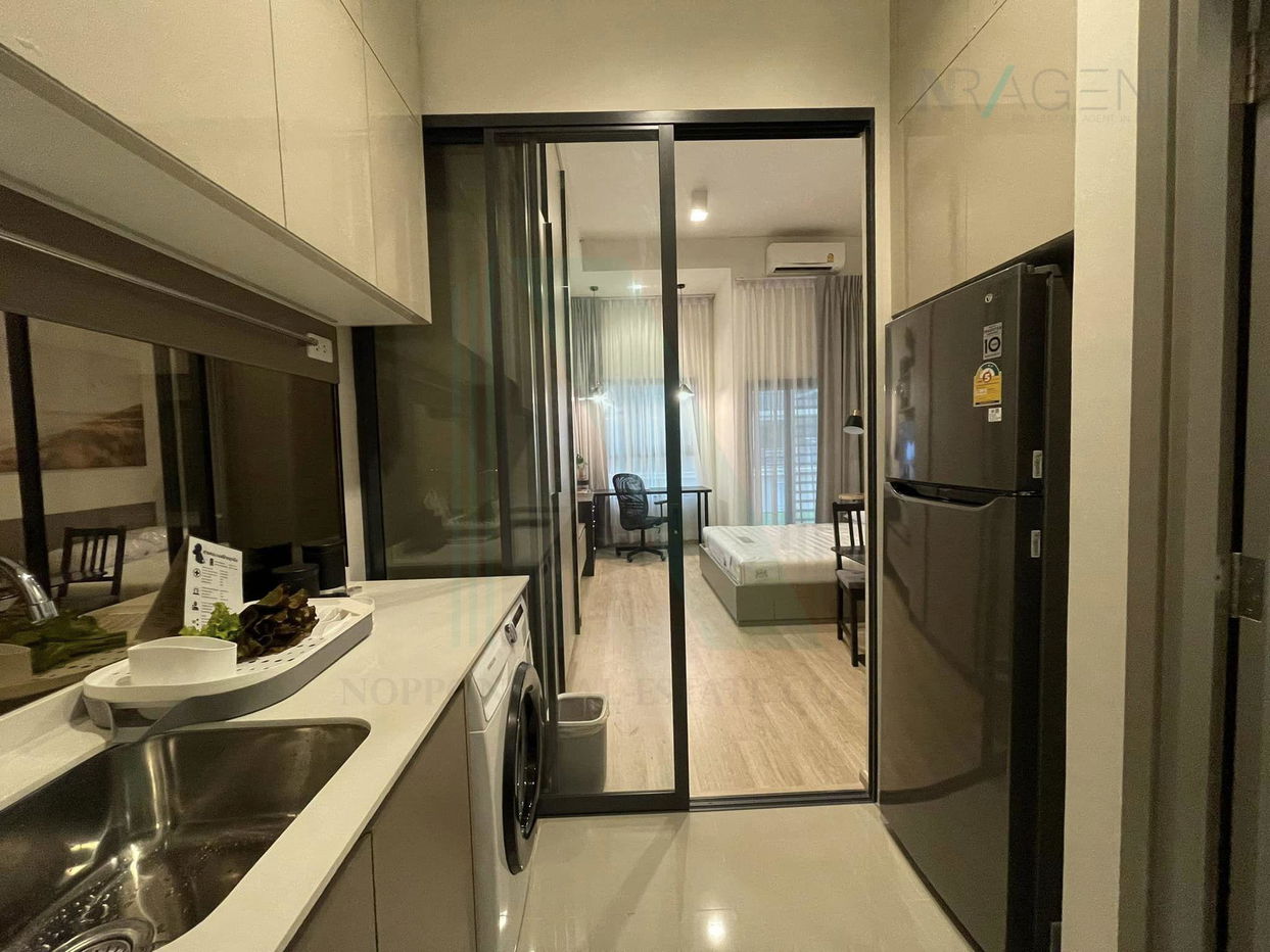 picture 🔺 For Rent Condo IDEO SATHORN - WONGWIAN YAI Building 1, Floor 6,Studio, Room size 28.00 sqm - 6/8
