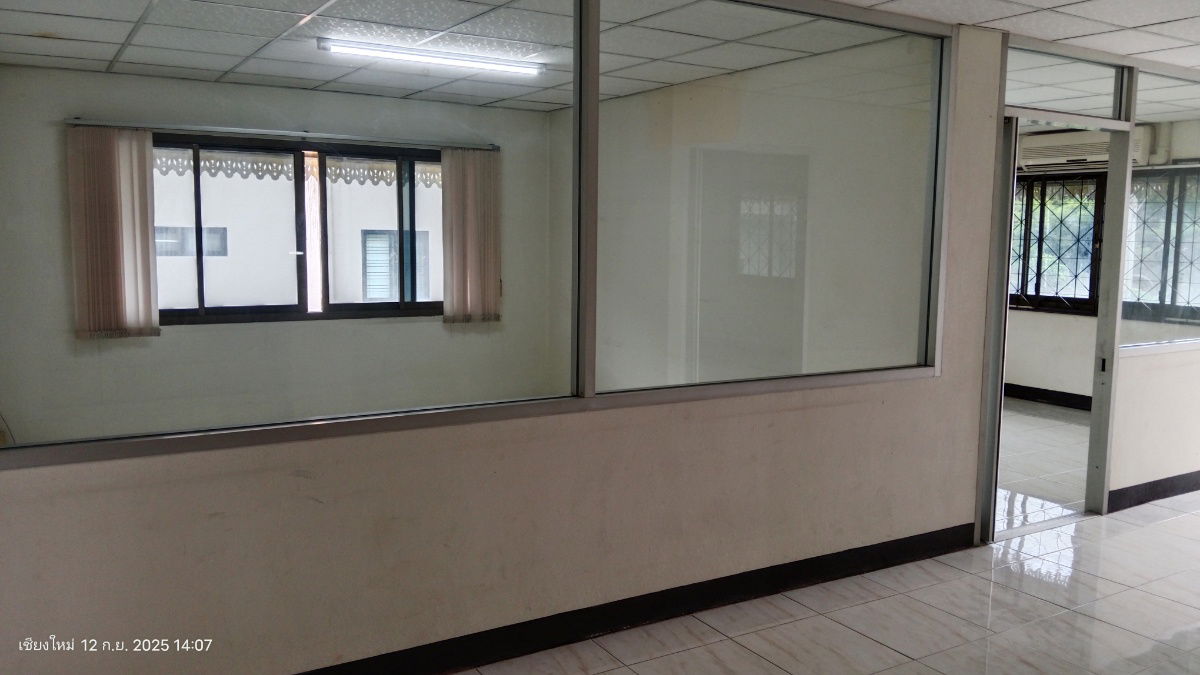 picture Medium building four floor near MAYA  - 27/50