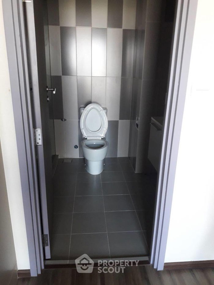 picture 1-BR Condo at Teal Sathorn-Taksin near BTS Wongwian Yai (ID 2309208) - 5/10