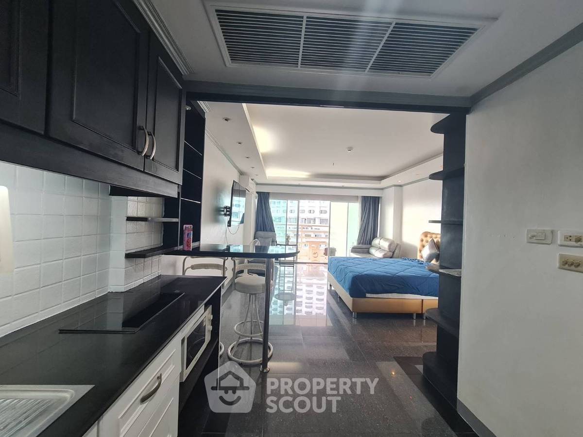 picture 1-BR Condo at View Talay 8 Condominium Jomtien close to Jomtien Beach (ID 2309322) - 8/13