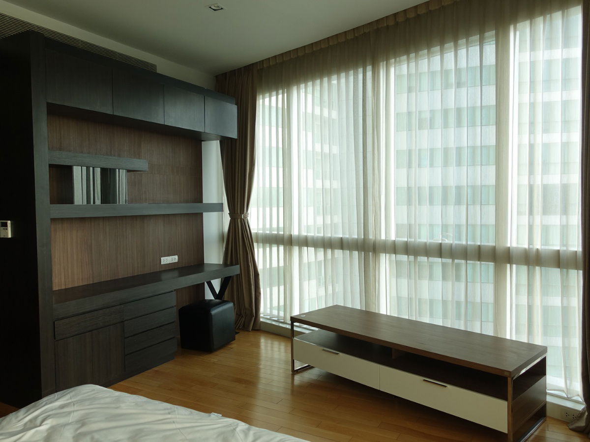 picture Millennium Residence  3 Bedrooms 3 Bathrooms size 193 Sq.m.   - 2/7