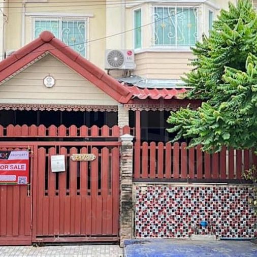 3-bed townhouse for sale, 90 sqm, Bang Khun Thian