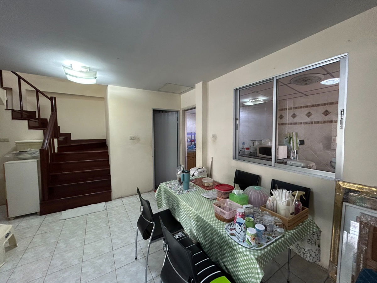 picture For Sale Spacious 2-Storey Twin House, Fully Extended Discover a twin house in the heart of Chonburi. ,Baan Nichada Huay Kapi, Mueang Chonburi  - 8/14