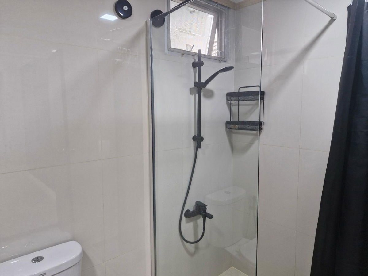 picture DS Tower 1 Large 3 beds 3 baths  - 6/13