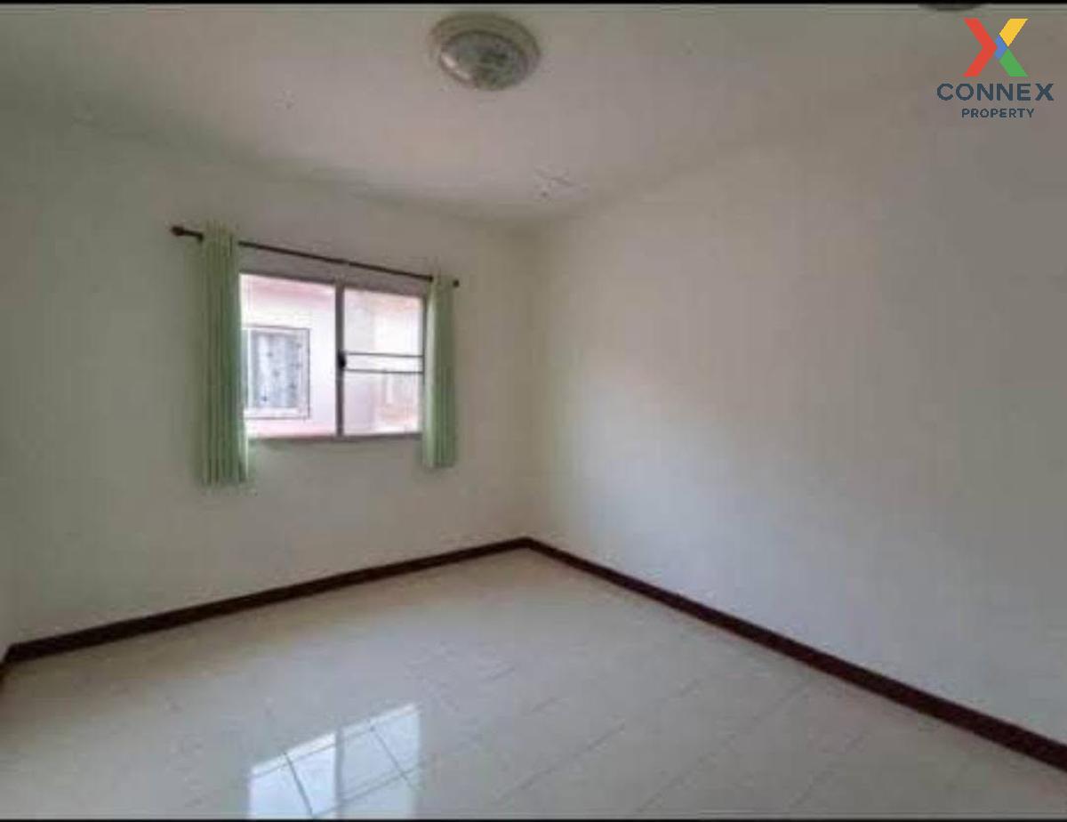 picture For Sale Townhouse/Townhome  , Kanda Baan Rim Khlong 2 , Phanthai Norasing , Mueang Samut Sakhon , Samut Sakhon , CX-130873 ✅ Live chat with us ADD LINE @connexproperty ✅  - 8/9