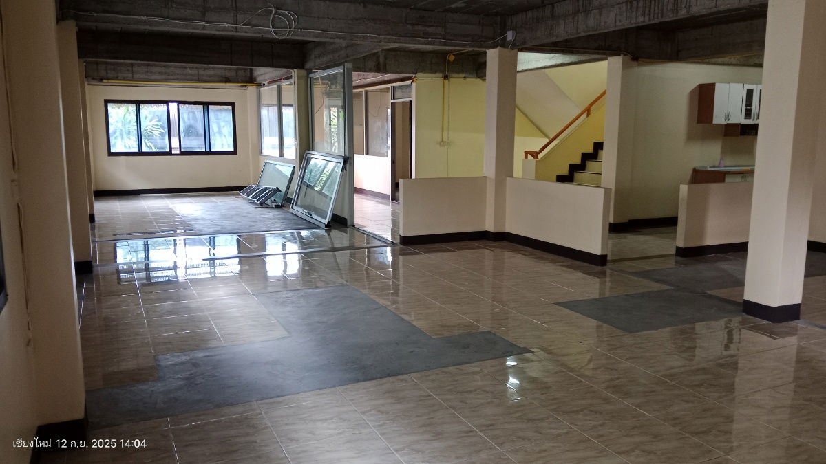 picture Medium building four floor near MAYA  - 21/50