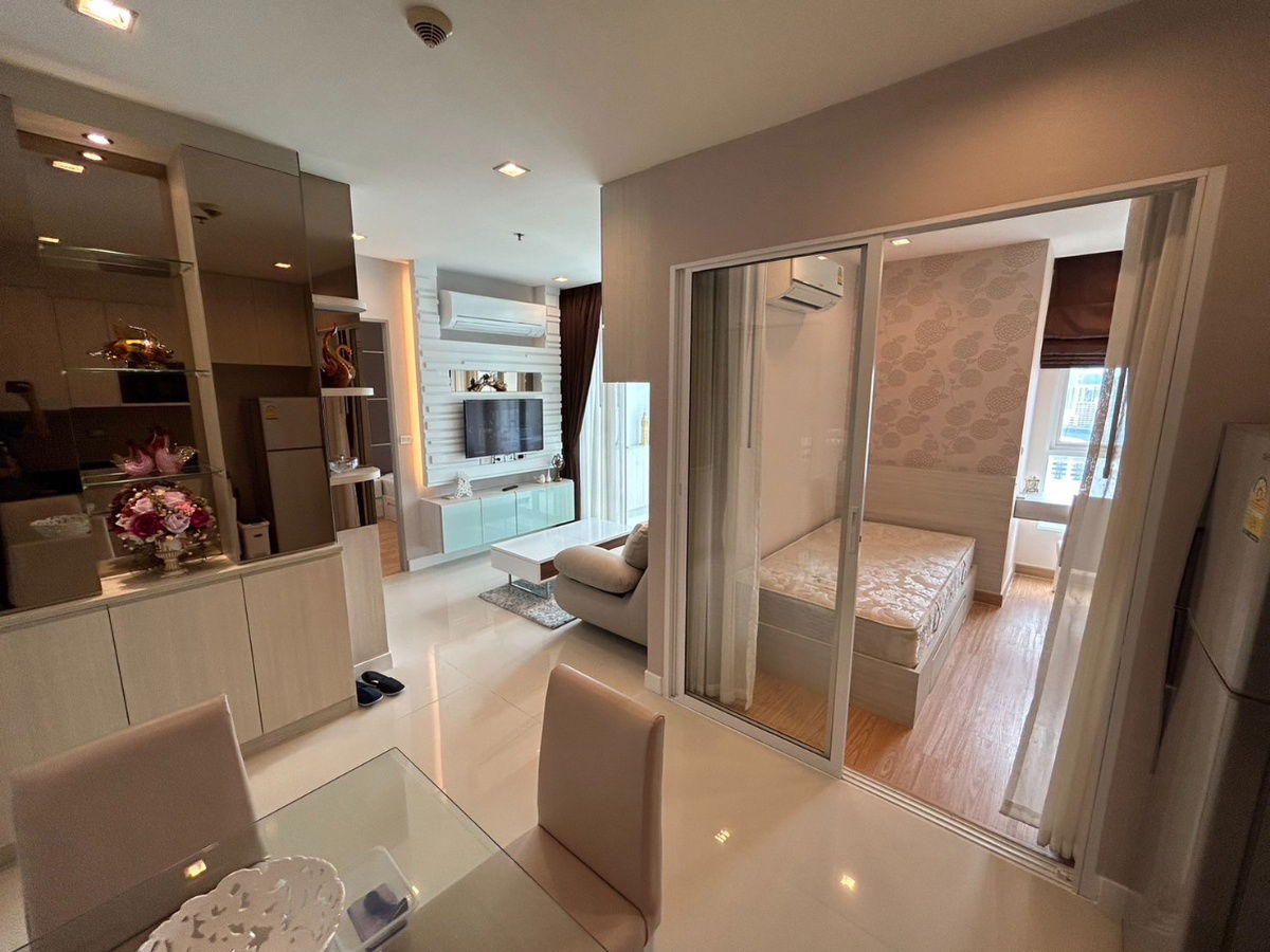 picture For Rent | 2 bedroom only at 25,000THB/mo. near Airport-link Ratchaprarop - 2/16