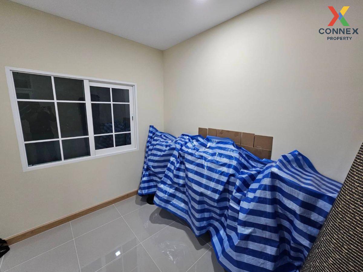 picture For Sale Townhouse/Townhome  , Golden Town Siriraj-Ratchapruek , MRT-Bang Khun Non , Bang Khun Si , Bangkok Noi , Bangkok , CX-131389 ✅ Live chat with us ADD LINE @connexproperty ✅  - 9/11