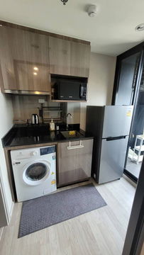 Don't delay! 🔥🔥For rent: Ideo Mobi Sukhumvit Eastpoint. Beautiful room, exactly as pictured. Fully furnished + washing machine included‼️
