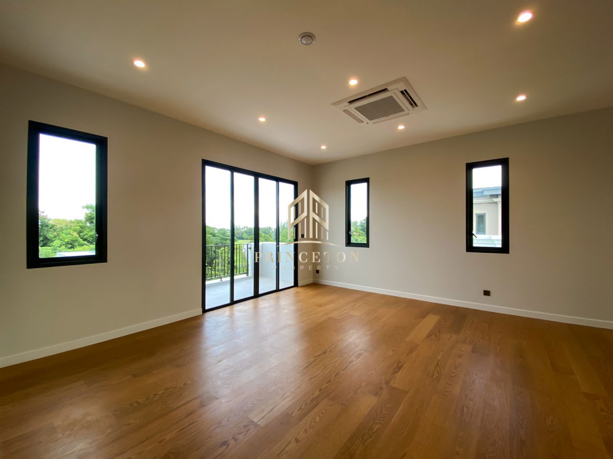 picture Exclusive 3-Storey Luxury Mansion CINQ ROYAL The Eighteen, Bangna KM.7 - 30/46