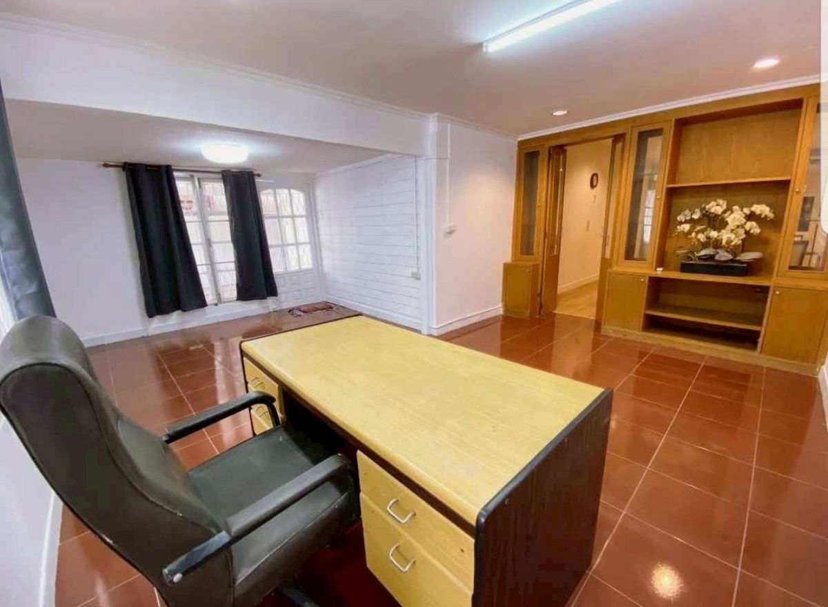 รูป 🏡 ให้เช่าบ้านชั้นเดียว 42 ตรว. มี 3 ห้องนอน 2 ห้องน้ำ แอร์ 4 ตัว จอดรถได้ 2 คัน  🔥 เช่า 14,000 บาท /เดือน ซอยแจ้งวัฒนะ 14 - รูปที่ 8/19