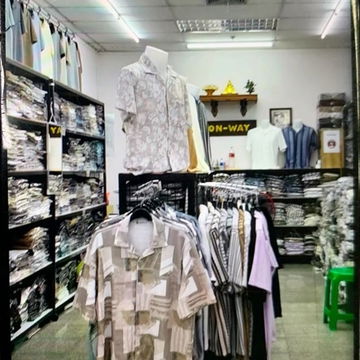 ขายด่วน! ห้องชุดทำการค้า – โบ๊เบ๊ทาวเวอร์ 2   ชั้น 2 ศูนย์กลางค้าส่งเสื้อผ้าที่ใหญ่ที่สุดของกรุงเทพฯ ทำเลทอง ลูกค้าเดินผ่านตลอดวัน 