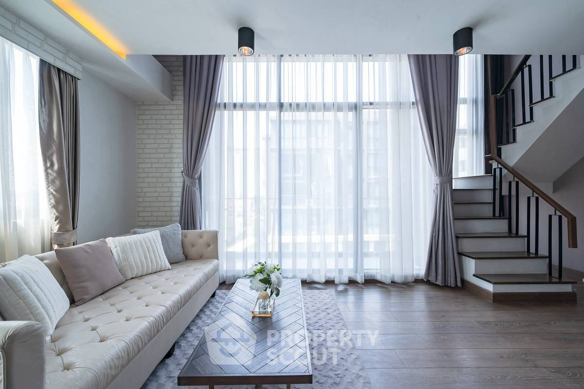 picture 3-BR Condo at The Unique Sukhumvit 62/1 near BTS Bang Chak (ID 2309320) - 15/20