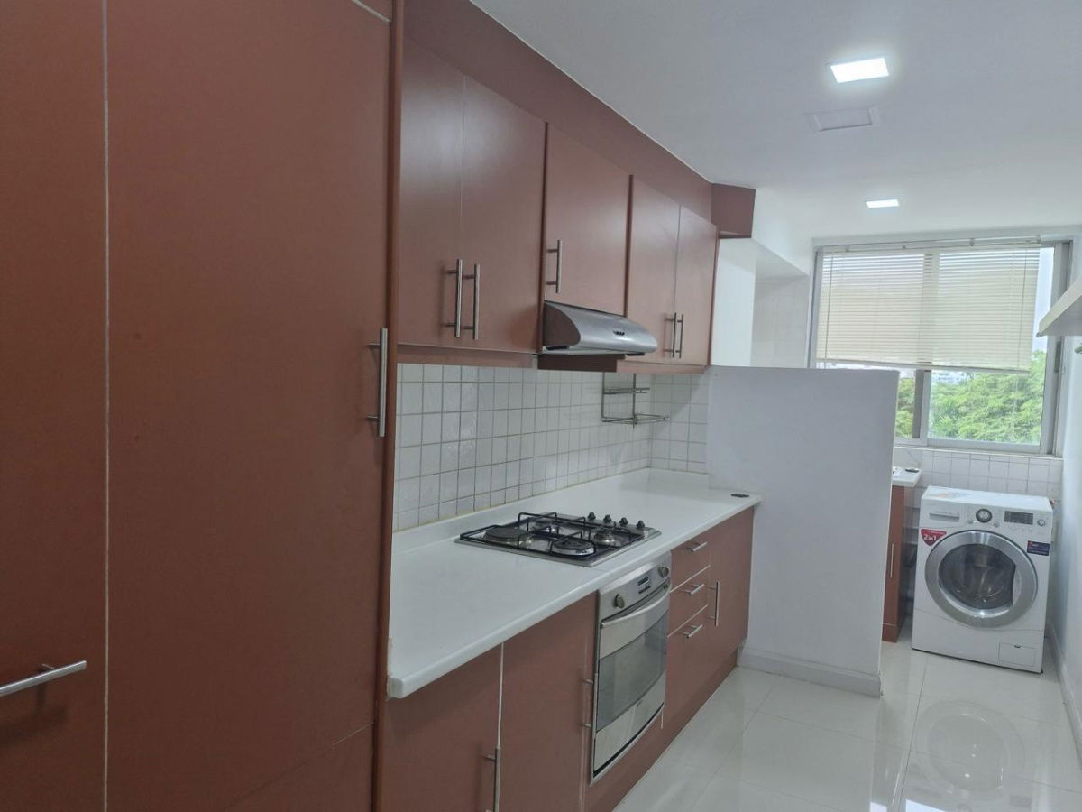 picture DS Tower 1 Large 3 beds 3 baths  - 4/13