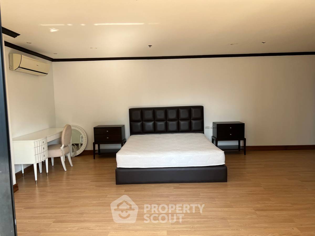 picture 4-BR Condo at Kallista Mansion near ARL Makkasan (ID 1993734) - 13/18