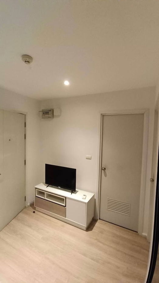 picture R2676 Condo For Rent Icondo Serithai Green Space - 2/8