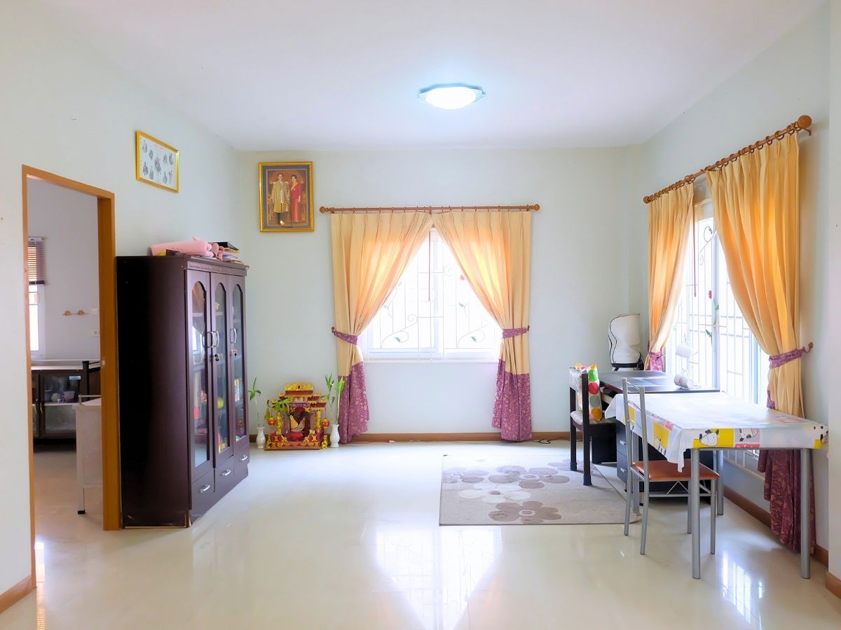 รูป ขายถูกมาก บ้านเดี่ยว 64 ตร.ว. 194 ตร.ม. 3 ห้องนอน “ณฐาวดี 2” ต.หนองขาม อ.ศรีราชา ชลบุรี - รูปที่ 5/10