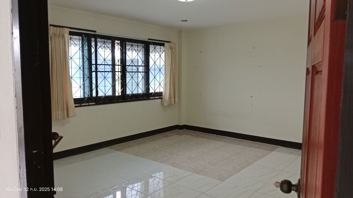 picture Medium building four floor near MAYA  - 29/50
