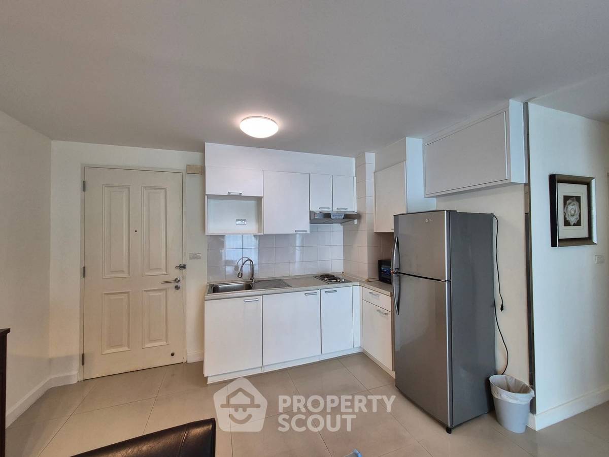 picture 2-BR Condo at The Clover Thonglor Residence near BTS Thong Lor (ID 2309340) - 11/15
