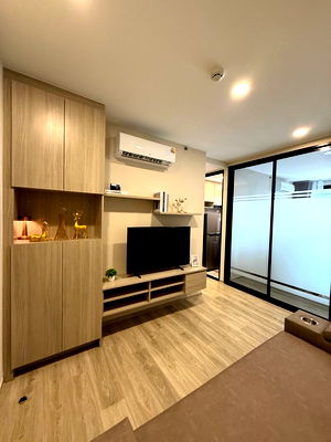 Condos for rent La Salle College : Code: KJ8765  for rent Origin Plug & Play Srinakarin // Line ID: @kjcondo (with @) //