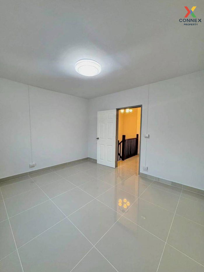 picture For Sale Townhouse/Townhome  , Baan Pruksa 18 Bangyai , newly renovated , Bang Mae Nang , Bang Yai , Nonthaburi , CX-130748 ✅ Live chat with us ADD LINE @connexproperty ✅  - 12/12