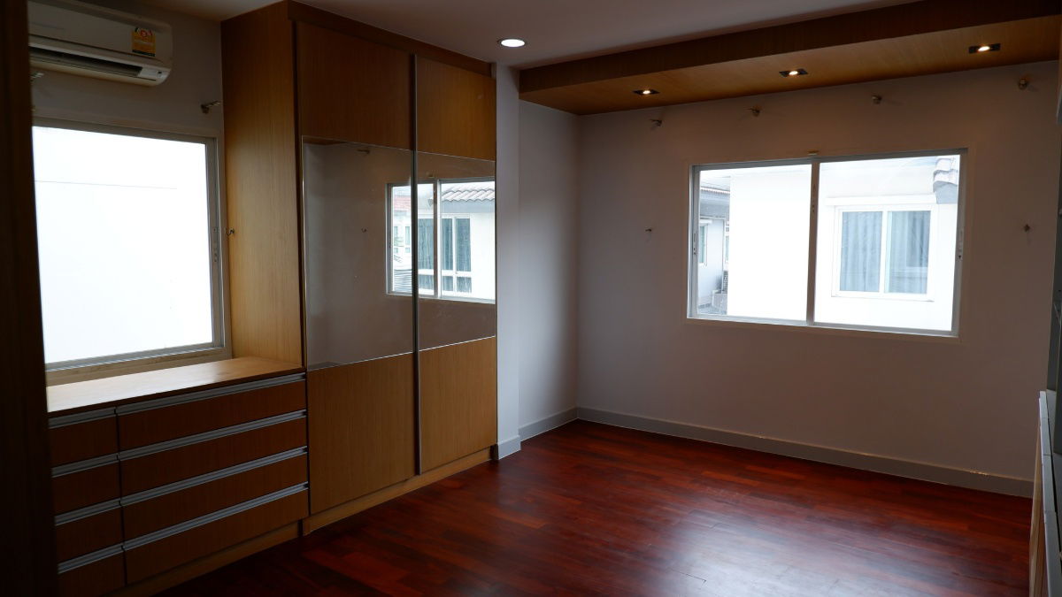 picture GH01290 - Grand Bangkok Boulevard East Rama 9 - 10/10