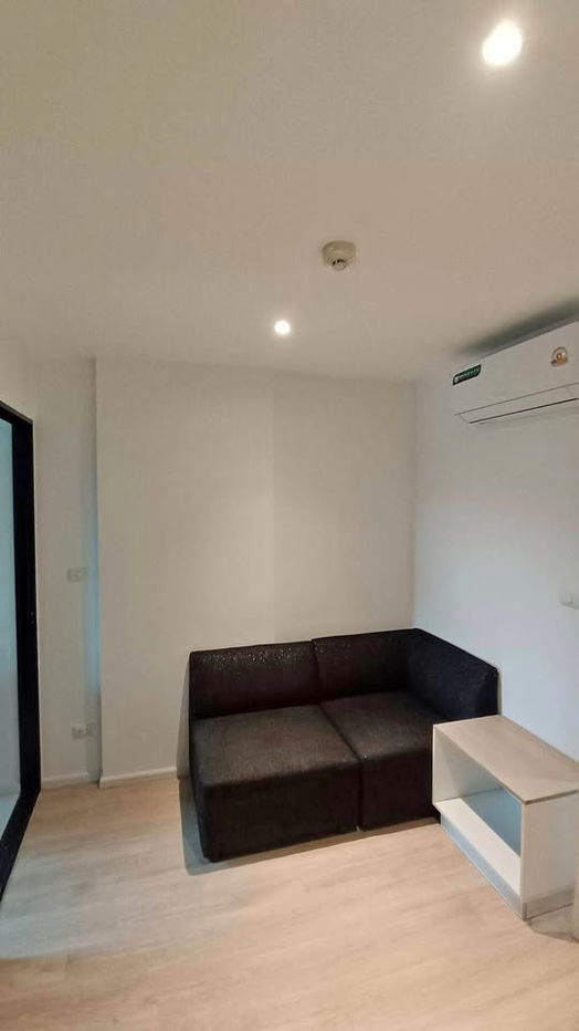 picture R2676 Condo For Rent Icondo Serithai Green Space - 1/8