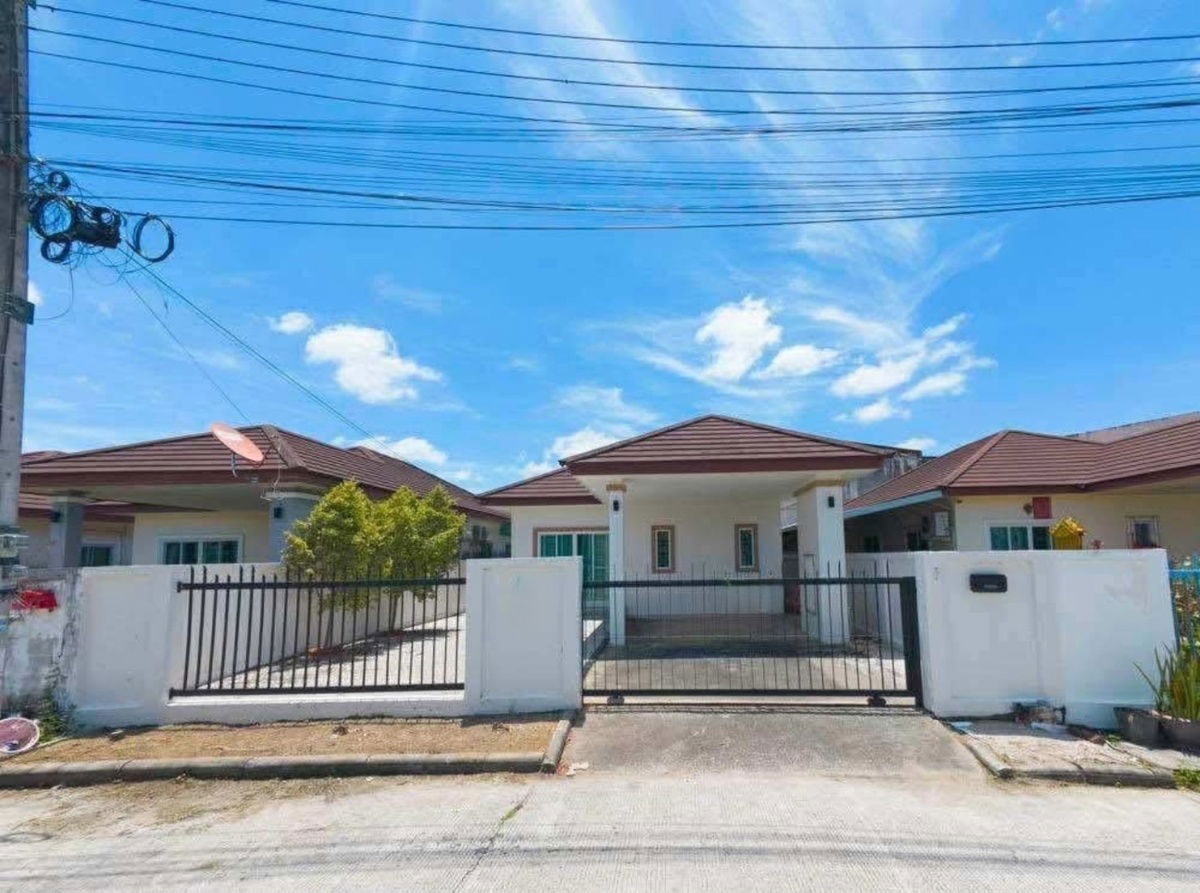 picture sale! Single-story house, ready to move in, in the city, 3 bedrooms, 50 sq wah (160 sq m), price 3.38 million baht. - 1/18