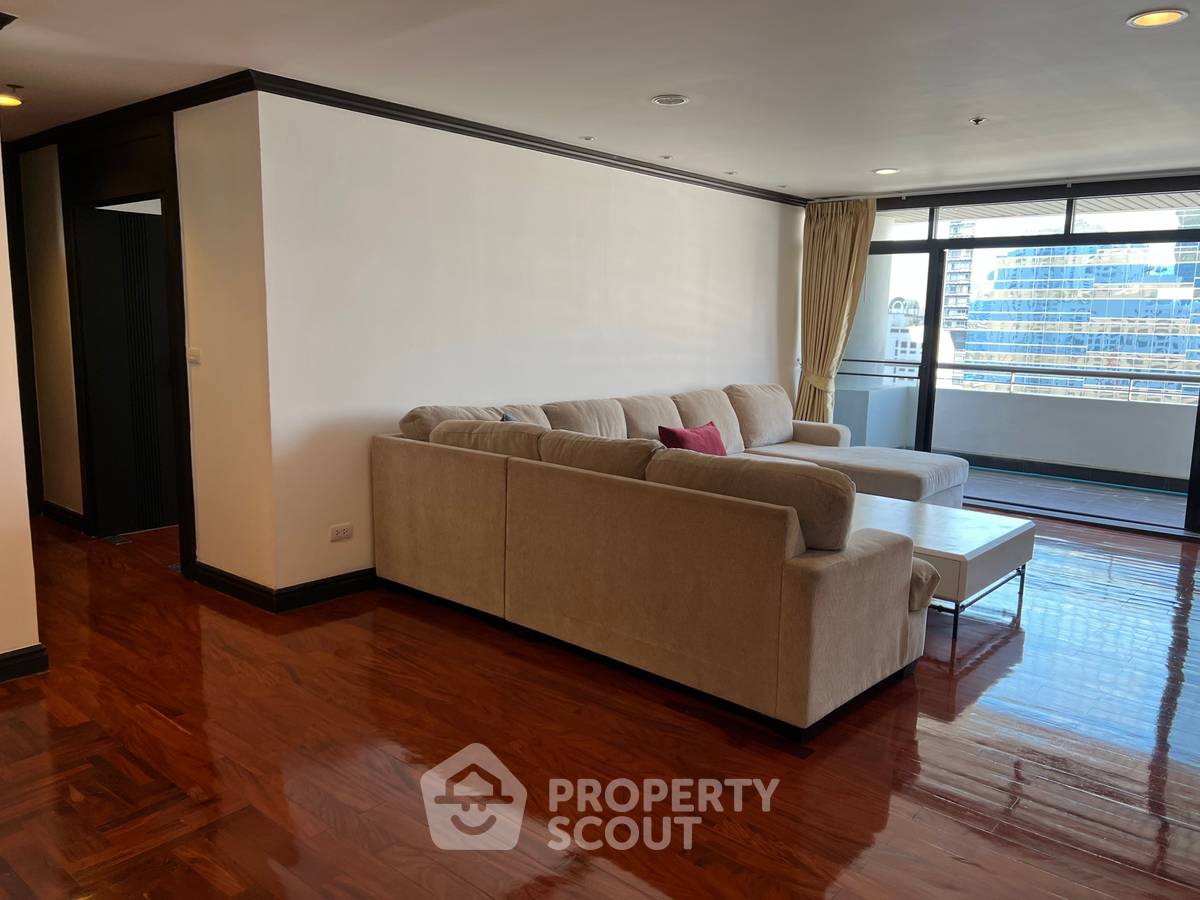 picture 4-BR Condo at Kallista Mansion near ARL Makkasan (ID 1993734) - 3/18