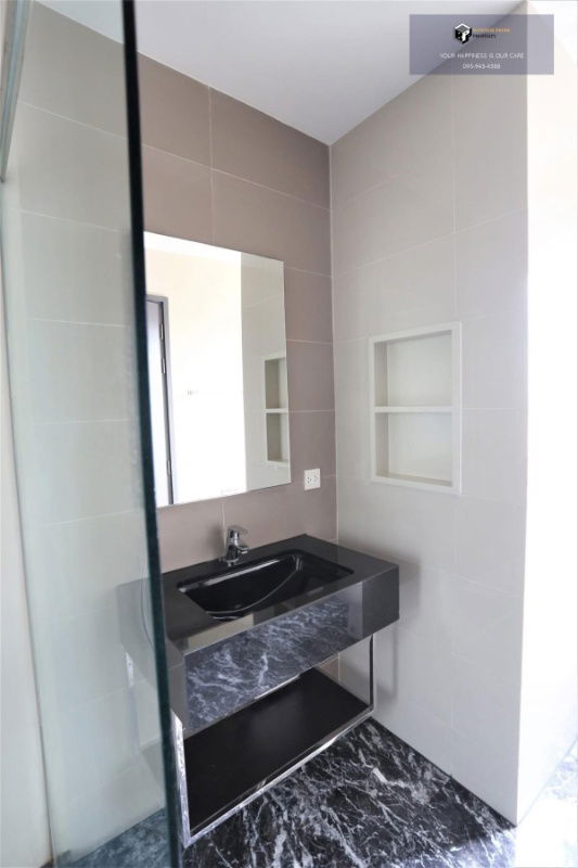 picture Edge Sukhumvit 23 | Fully furnished, corner room, east facing, no building blocking, near BTS Asoke and MRT Sukhumvit #2025091511869 - 9/10