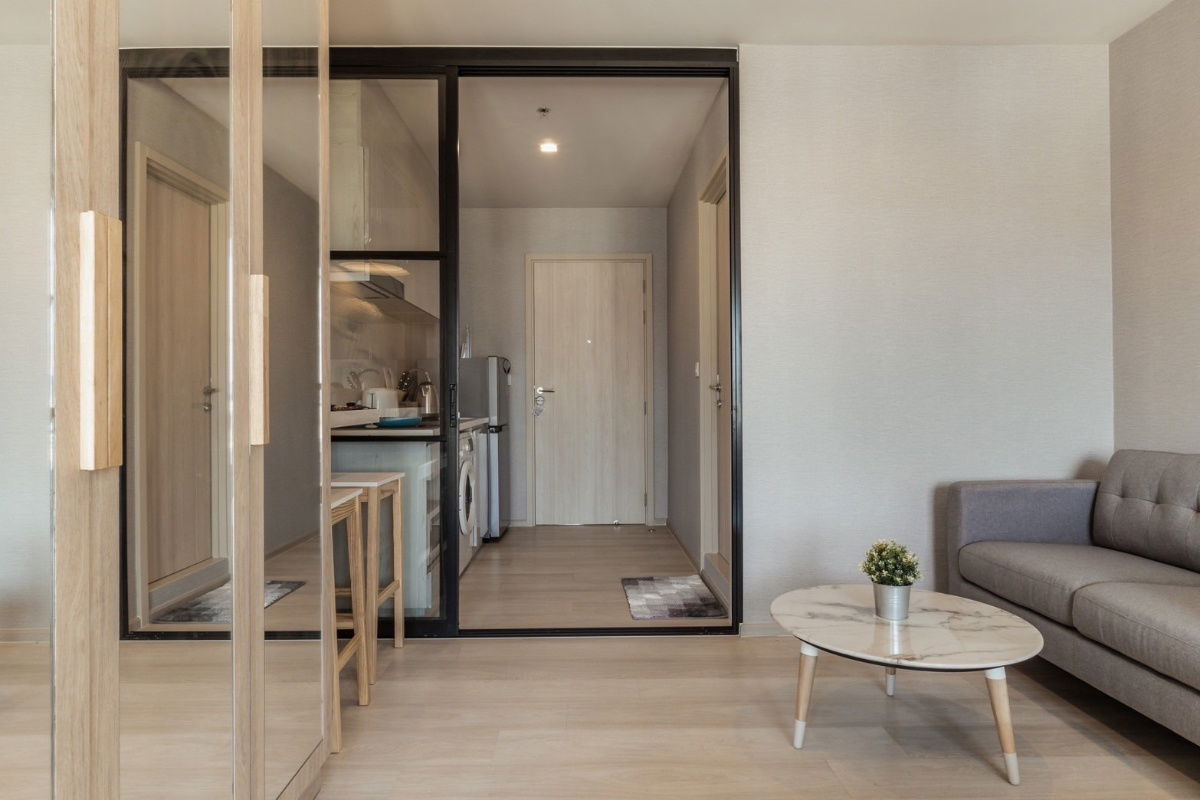 picture 🔥🔥🔥For rent Condo Life one wireless - 10/13