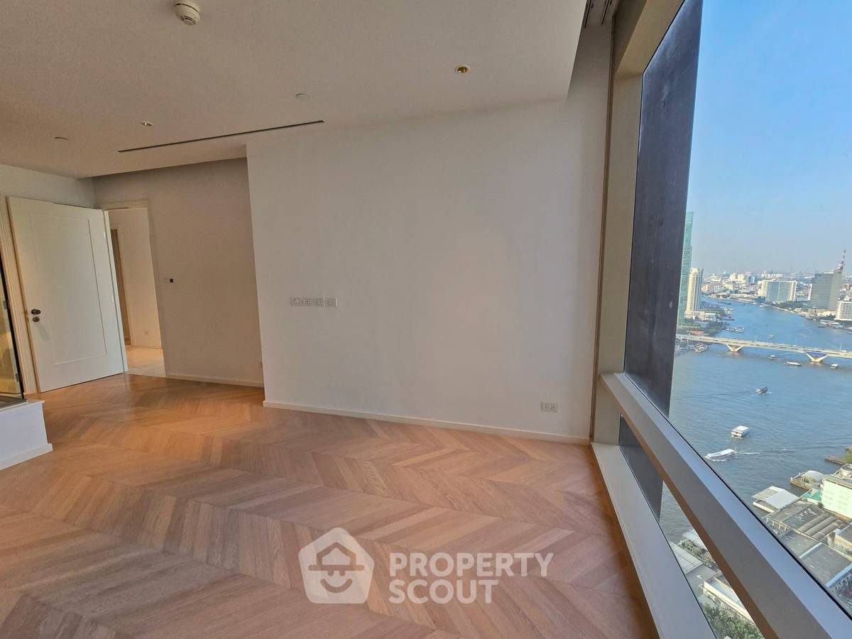 picture 2-BR Condo at Four Seasons Private Residences Bangkok near BTS Saphan Taksin (ID 2049150) - 13/22