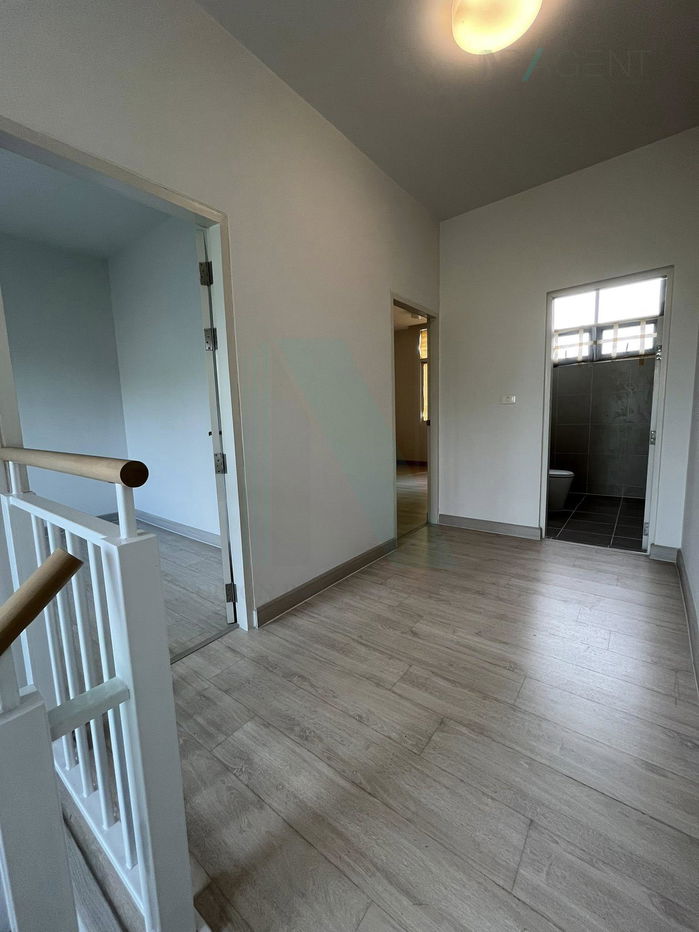 picture For Sell Town house SIX NATURE RAMINTRA 3-story 3 bedroom 3 bathroom - 6/8