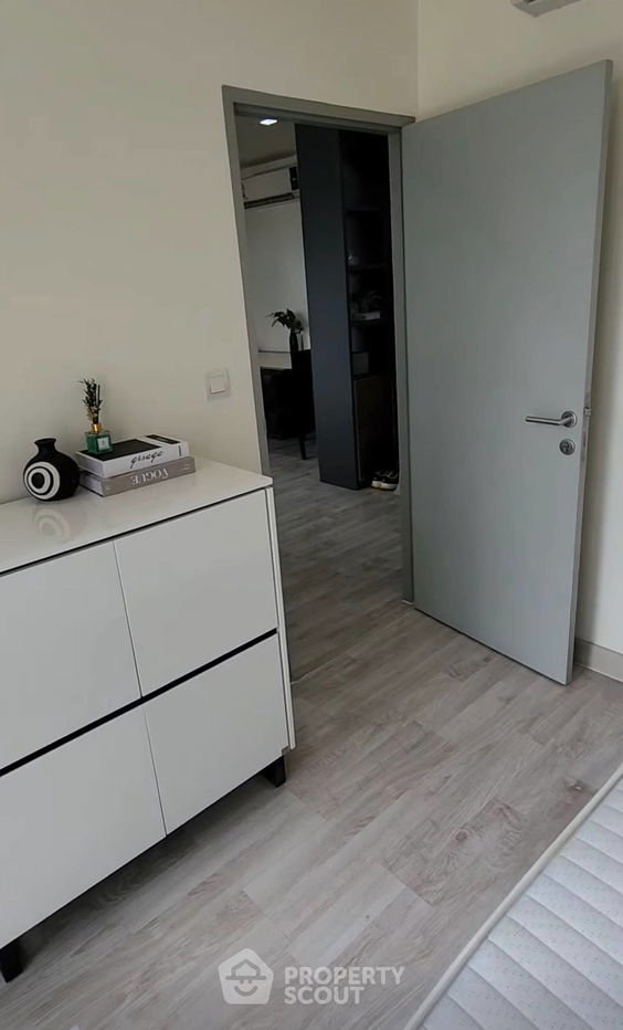 picture 2-BR Condo at Ideo Mobi Rama 9 near MRT Phra Ram 9 (ID 2309242) - 9/17
