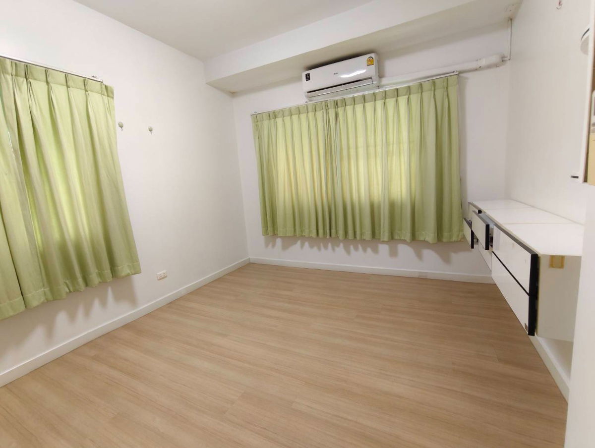 รูป ให้เช่าทาวน์โฮม 3 ชั้น 64.4 ตร.ว.  ที่ตั้ง : หมู่บ้านใหม่2  ถนนพระราม2  - รูปที่ 11/17