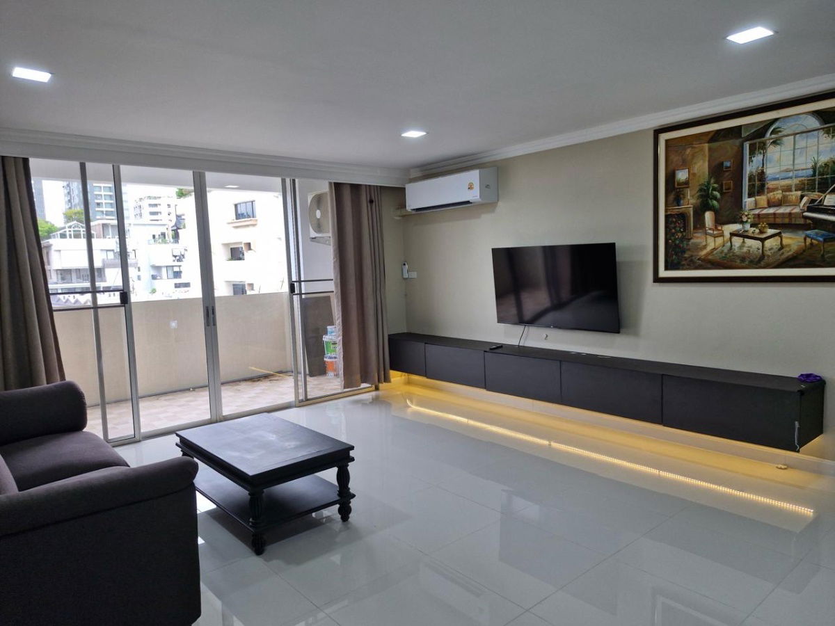 picture DS Tower 1 Large 3 beds 3 baths  - 2/13