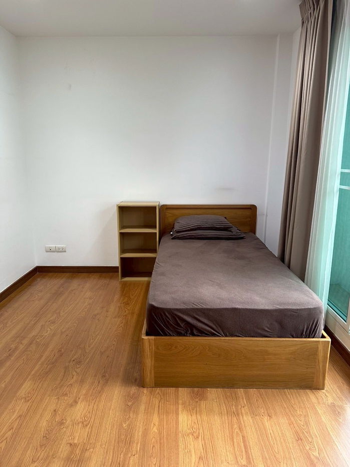 picture House for rent in the middle of the city, Sathorn-Taksin 2, near BTS Wutthakat, 35,000 baht, property code: RS1803 - 13/19