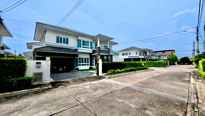 บ้านเดี่ยว ชลบุรี : ขายบ้านเดี่ยวหลังใหญ่ โครงการ ศุภาลัย พาร์ควิลล์ พระยาสัจจา-สุขุมวิท ชลบุรี 