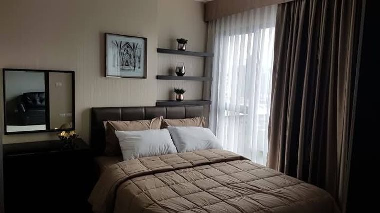 Renting RHYTHM Asoke 1, 2 bedrooms, 27th floor, corner room
