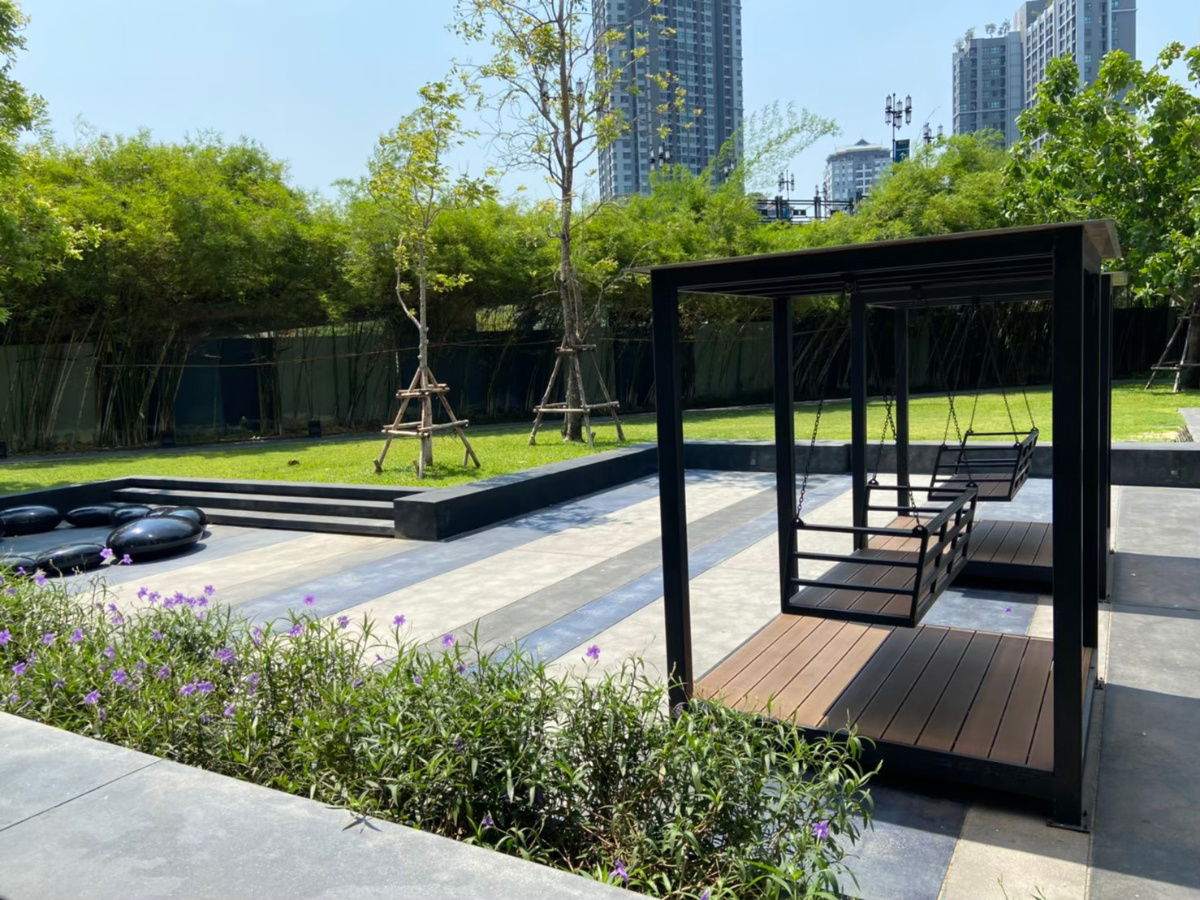 picture For Rent: The Base sukhumvit77   13500thb/month  Line ID : 2424yusuke - 18/19