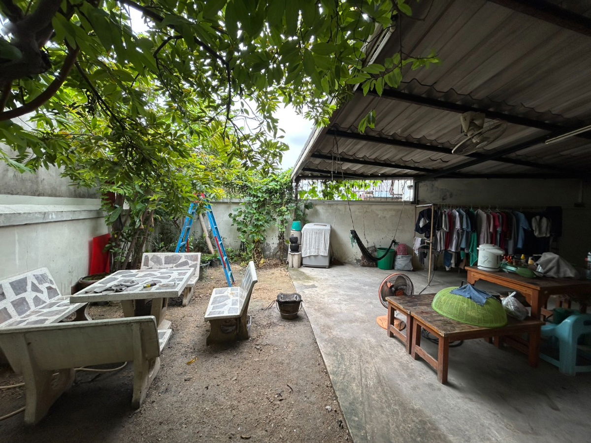 picture Affordable Single House in Si Racha, Nearly 100 sq.wah Land – Perfect for Families! Sahaphap 5 Village, Sahapat Group, Nong Kala Sriracha Chonburi - 11/14