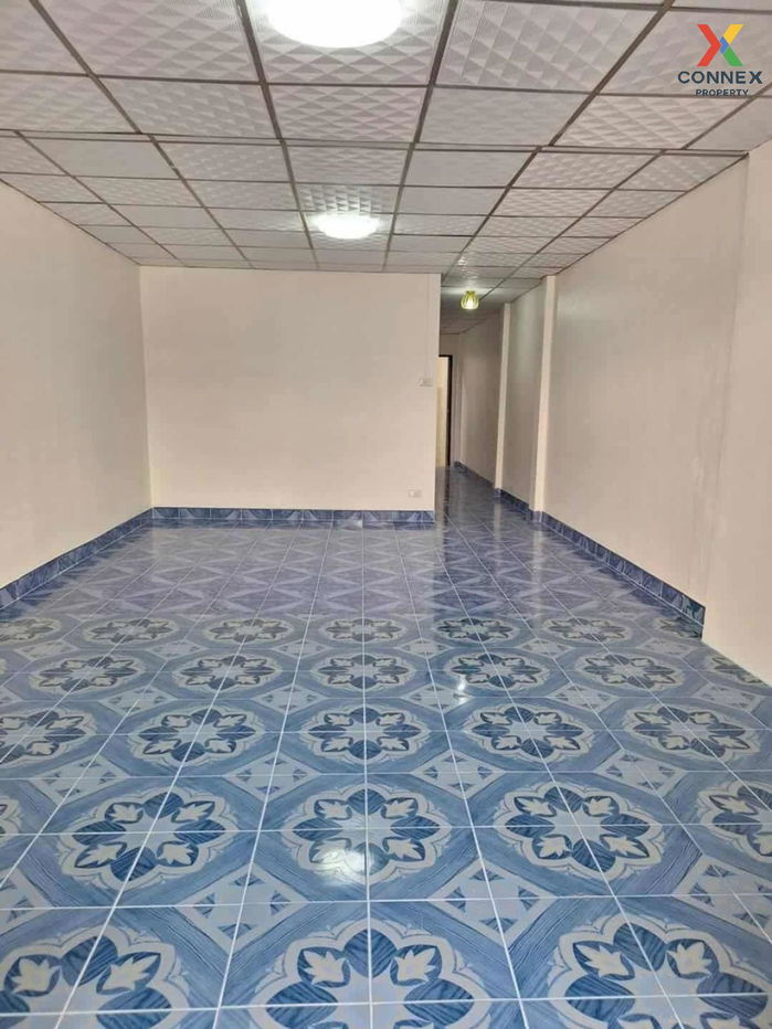picture For Sale Townhouse/Townhome  , Baan Suan Rangsri 1 , Tha Sai , Mueang Samut Sakhon , Samut Sakhon , CX-130871 ✅ Live chat with us ADD LINE @connexproperty ✅  - 4/5