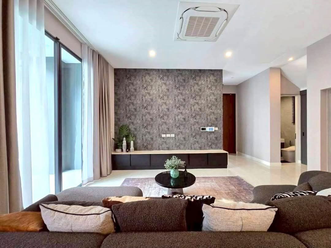 picture 📣📣 For rent The Honor Yothinpattana 3-Storey Luxury Single House 3 Bedrooms with Private Elevator, Private Swimming Pool - 5/13